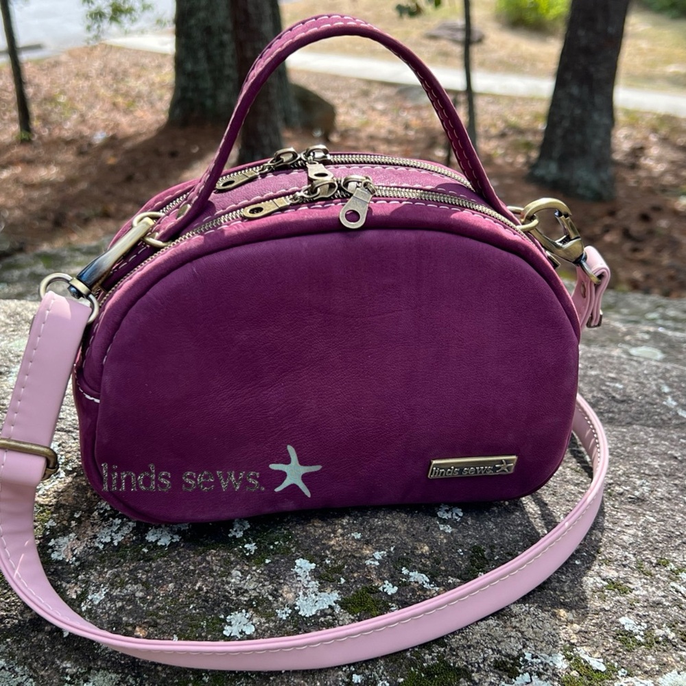 Mulberry Leather Bag w/ Matte pink Vinyl adjustable strap and double zipper
